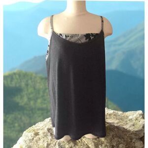 GAP‎ FIT gray striped floral workout athletic tank top women's 2xl built in bra